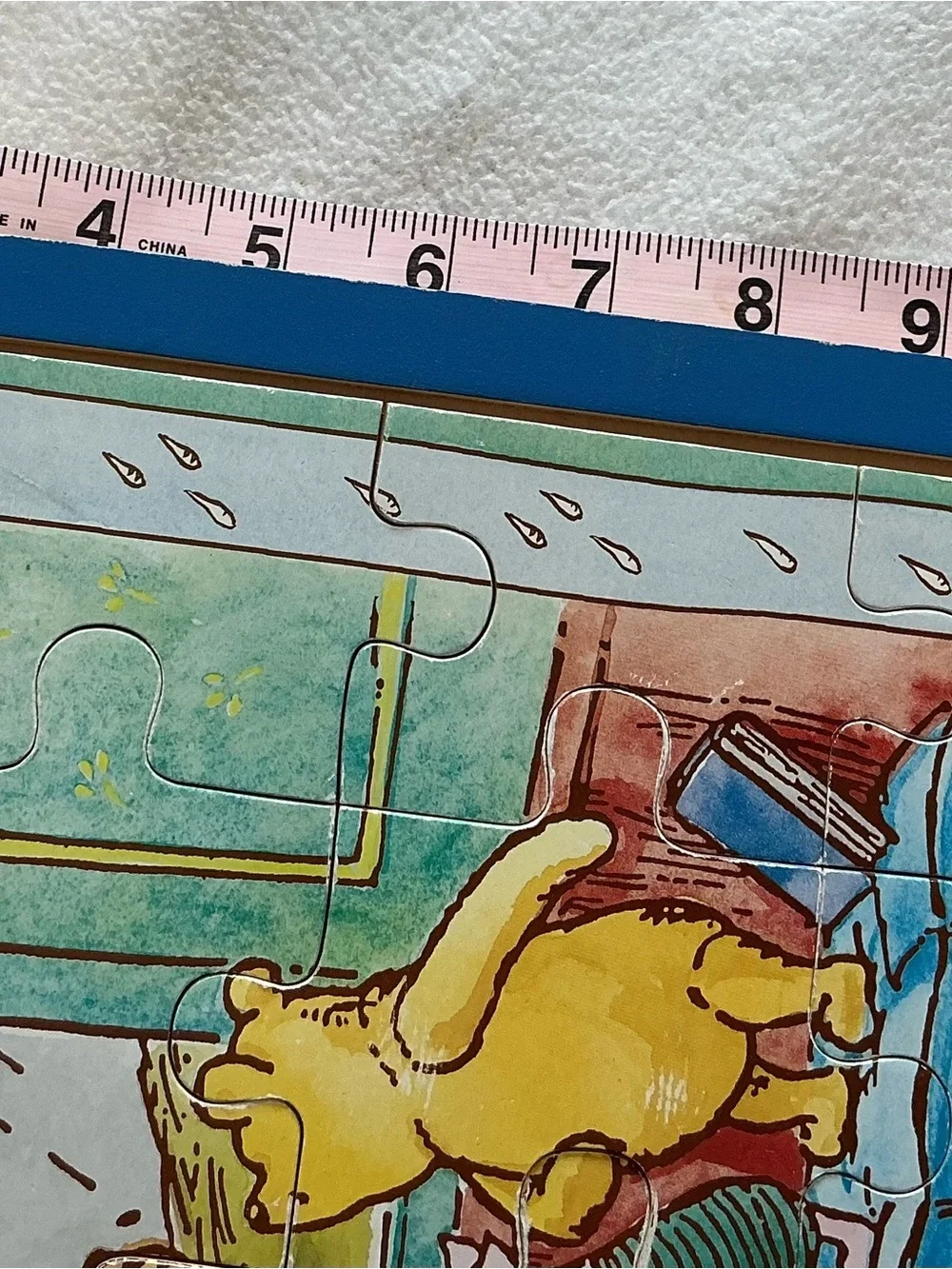Classic Winnie the Pooh Wooden Tray Puzzle Schylling 24 Piece Raindrops Tigger